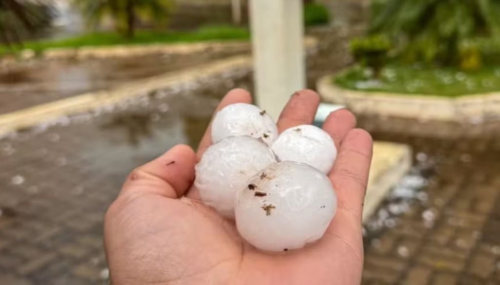 Pedras de granizo em Santo Antônio das Missões. Foto: Foto: Divulgação/ Fabrício Cabral/ Prefeitura de Santo Antônio das Missões