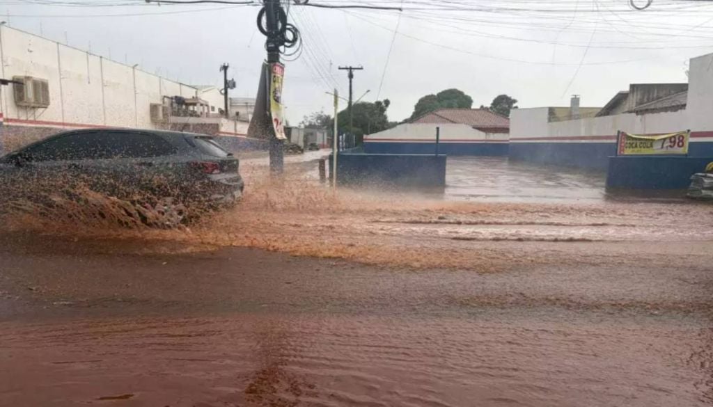 Avenida Rachel de Queiroz, no Bairro Aero Rancho. Foto: Bruna Melo/ Campo Grande News Avenida Rachel de Queiroz, no Bairro Aero Rancho. Foto: Bruna Melo/ Campo Grande News