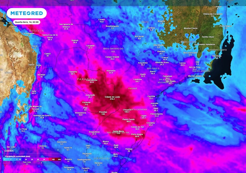 Previsão de acumulados totais de chuva até o final da próxima terça-feira. Previsão de acumulados totais de chuva até o final da terça-feira mostra que diversos municípios de estados como RS, SC, PR e MS registrarão acumulados altos, que passam de 200 mm.