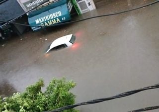 Temporal e inundación en Corrientes: casas y autos bajo el agua 