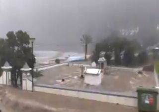 Temporal de chuva e granizo provoca inundações na Madeira