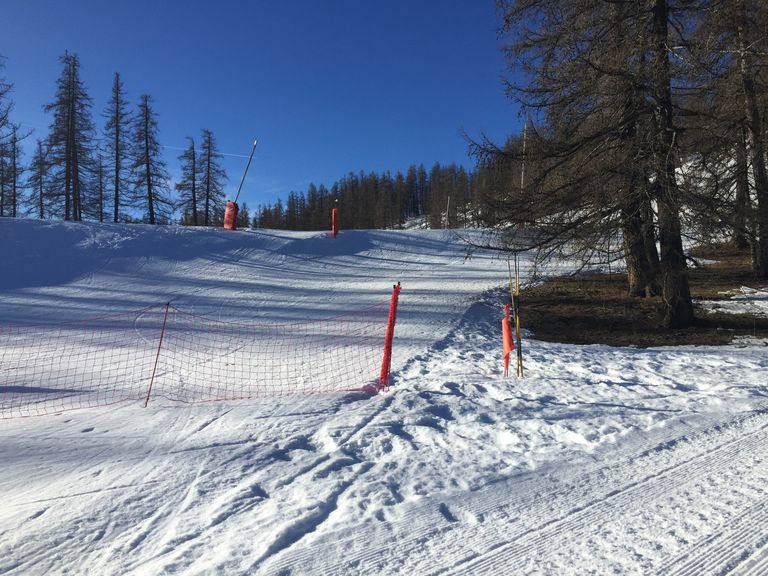 Malgré une limite pluie-neige remontant au-dessus de 2000 m, les conditions seront bonnes en montagne avec un excellent enneigement. Malgré une limite pluie-neige remontant au-dessus de 2000 m, les conditions seront bonnes en montagne avec un excellent enneigement.