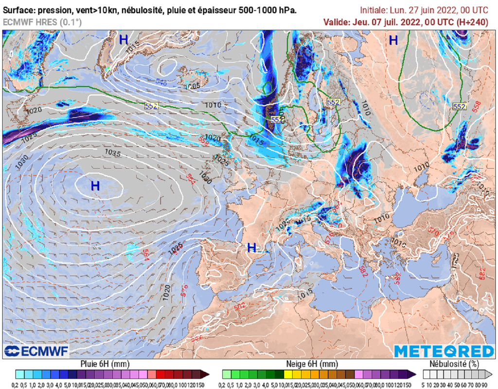 Avec un immense et solide anticyclone positionné sur le proche Atlantique, un temps estival dominera une grande partie du mois. Avec un immense et solide anticyclone positionné sur le proche Atlantique, un temps estival dominera une grande partie du mois.