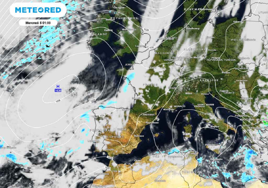 Les perturbations qui tenteront leur chance, à l'image de celle de mercredi, apporteront quasiment aucune pluie.