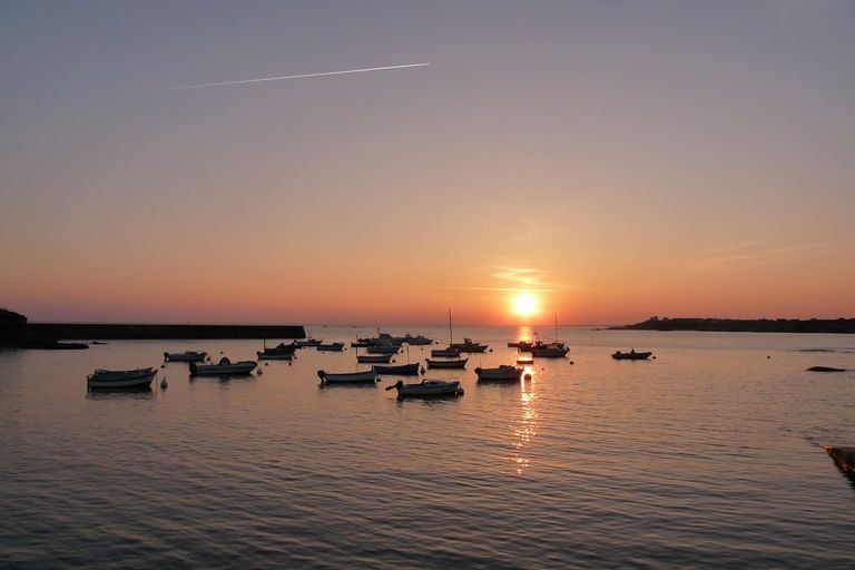 Après 3 semaines d'attente, soleil et chaleur s'installeront enfin sur tout le territoire. Après 3 semaines d'attente, soleil et chaleur s'installeront enfin sur tout le territoire.