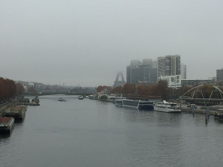 À Paris comme dans de nombreuses régions, le soleil devrait briller par son absence au cours de la saison hivernale... À Paris comme dans de nombreuses régions, le soleil devrait briller par son absence au cours de la saison hivernale...