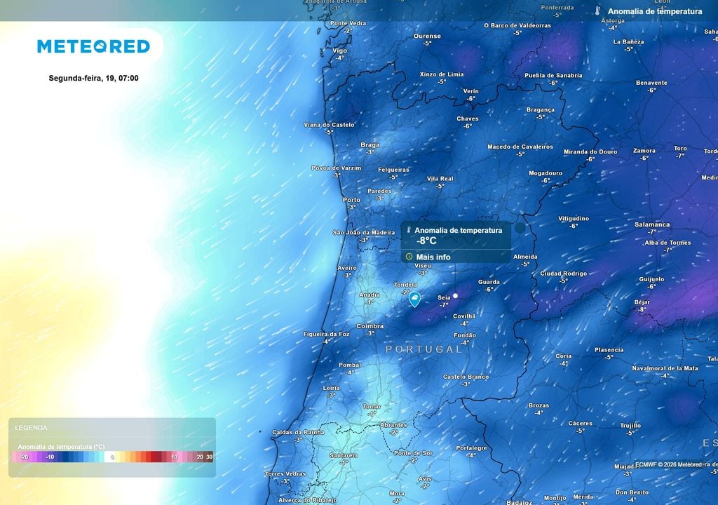 A mudança será particularmente evidente na segunda-feira de madrugada: grande parte do Norte e Centro poderá registar temperaturas vários graus abaixo do habitual, com anomalias localmente próximas dos -7 a -8 ºC.