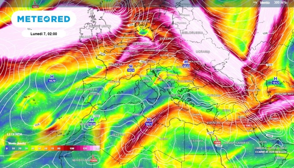Lo scenario atmosferico sull'area europea centro-meridionale e, soprattutto su quella mediterranea, però, si mostra ancora prettamente estivo. Le ultime analisi provenienti dai principali modelli meteorologici indicano che questa robusta campana anticiclonica continuerà a dominare la scena ancora per molti giorni, almeno fino al 6 settembre. Poi la circolazione atmosferica dovrebbe iniziare a cambiare. ECMWF MeteoRed
