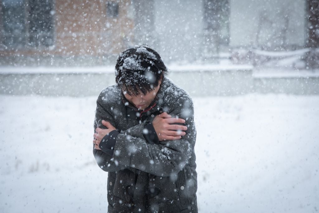 Sentir menos sed no significa que necesitemos menos agua, saberlo importante para evitar la deshidratación