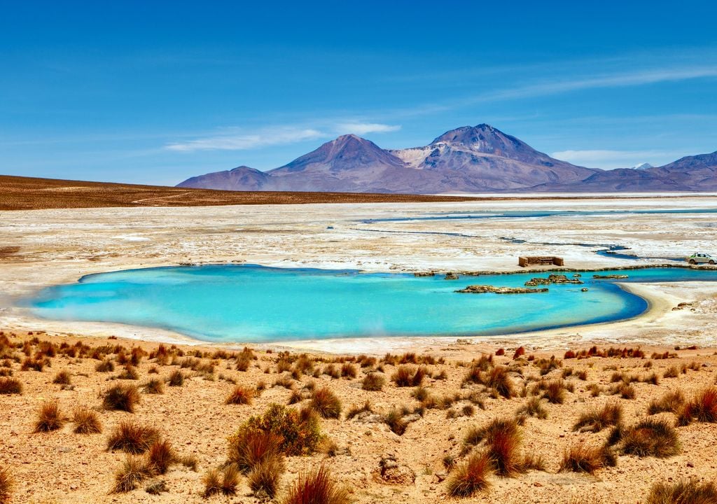 Polloquere Hot Springs, Surire Salt Flat.