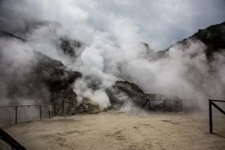 Terremoto a Napoli la sera del 7 settembre, cosa sta succedendo ai Campi Flegrei?