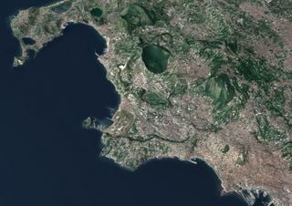 Σεισμός στην περιοχή Campi Flegrei: τι είναι ο βραδυσειισμός;