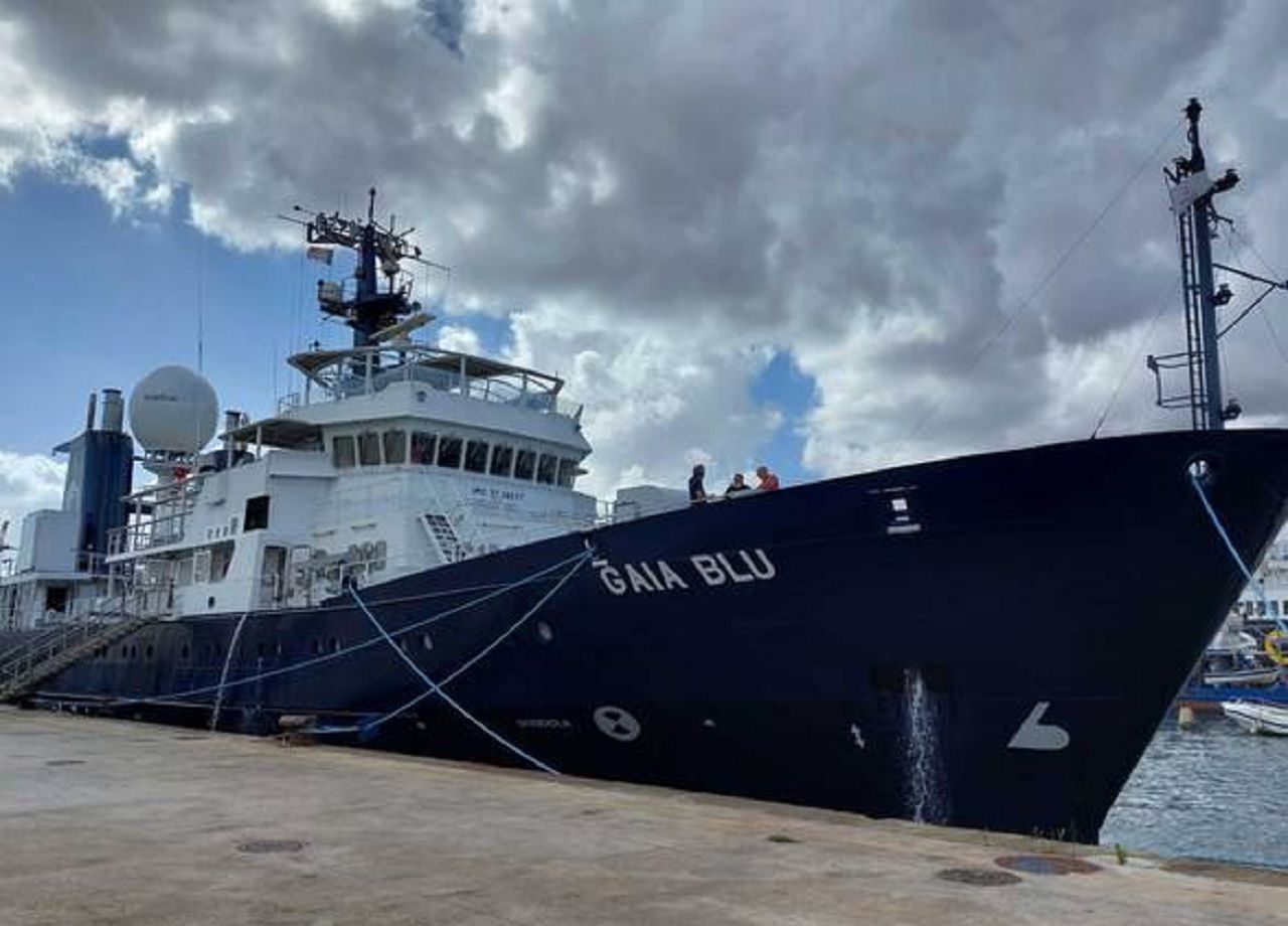 La nave oceanografica del CNR, Gaia Blu. Fonte: @CNRsocial_