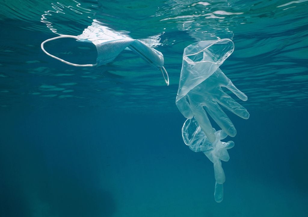 PPE equipment such as face masks and plastic gloves can end up in the ocean.