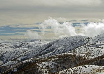 Aria fredda al Nord e fiocchi di neve a bassa quota tra oggi e domani Aria fredda al Nord e fiocchi di neve a bassa quota tra oggi e domani