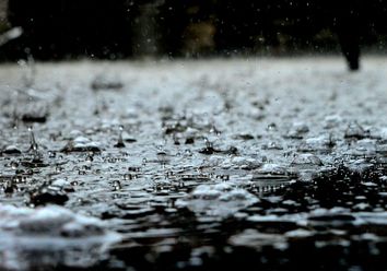 Fim-de-semana: chuva intensa, vento forte e agitação marítima! Fim-de-semana: chuva intensa, vento forte e agitação marítima!