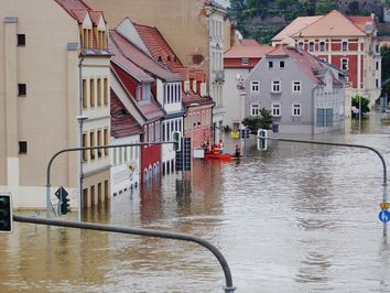 Hochwasser in Süddeutschland- bis 200 Liter Regen! Hochwasser in Süddeutschland- bis 200 Liter Regen!