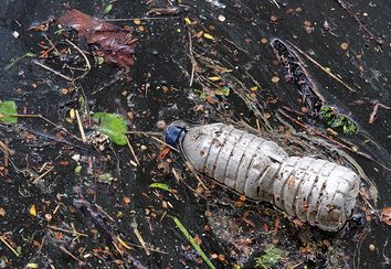 La France est le premier pollueur plastique de la mer Méditerranée La France est le premier pollueur plastique de la mer Méditerranée