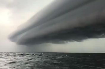 Mar del Plata: Diese Wolke macht die Biege! Mar del Plata: Diese Wolke macht die Biege!