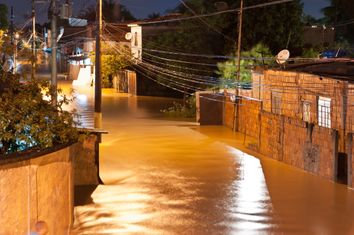 Météo meurtrière au Brésil : plus de 50 morts selon un dernier bilan Météo meurtrière au Brésil : plus de 50 morts selon un dernier bilan