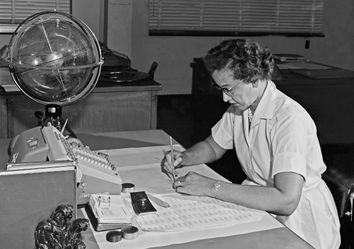 Morre Katherine Johnson, a matemática que levou o homem a Lua Morre Katherine Johnson, a matemática que levou o homem a Lua