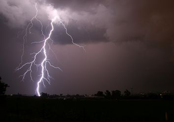 Previsioni meteo: attenzione al forte peggioramento, rischio nubifragi Previsioni meteo: attenzione al forte peggioramento, rischio nubifragi
