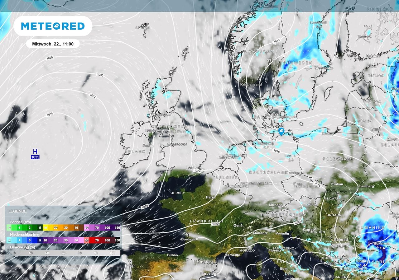 Eine große Wolkendecke zieht sich - getrieben durch einen beständigen Windstrom aus Nordwesten - über Deutschland in der kommenden Woche. Vereinzelt können sich Lücken für die Sonne einreißen.
