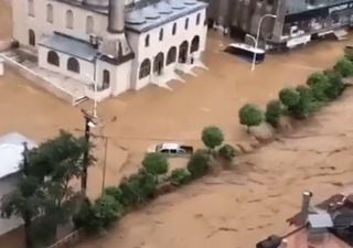 Clima extremo na Europa: Turquia está debaixo d'água!