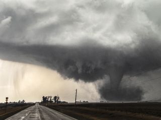 Tiempo severo en Estados Unidos y México