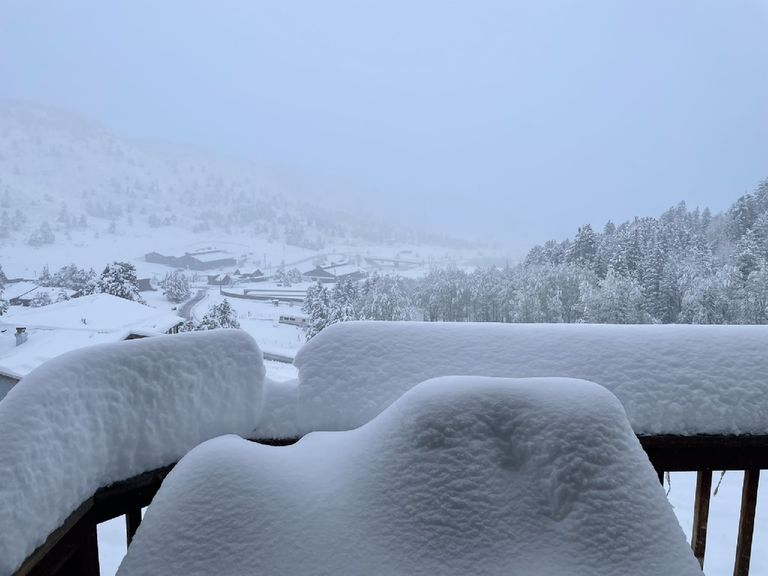 Azota tormenta de nieve en Estados Unidos en plena primavera Azota tormenta de nieve en Estados Unidos en plena primavera