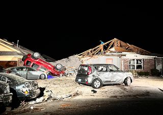 Destructivo tornado en Oklahoma al paso de una tormenta invernal