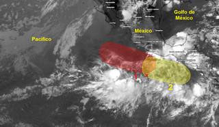 Posible tormenta tropical Adrian frente a las costas del Pacífico de México
