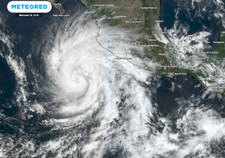 Tormenta tropical Tammy en el Atlántico central y huracán Norma en el Pacífico mexicano