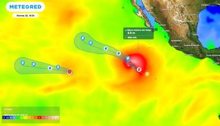 "Karina" y "Lowell" se desarrollan en el oc&eacute;ano Pac&iacute;fico lejos de costas mexicanas, conoce a donde se dirigen