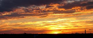 Tormenta y puesta de sol