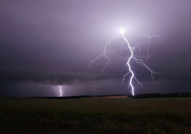 Tormentas a partir de las 16 horas: granizo y rachas fuertes de viento en cuatro comunidades del sureste