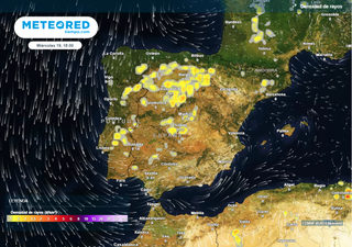 En unas horas aparecerán grandes sistemas de tormentas en estas zonas de España, advierte José Miguel Viñas
