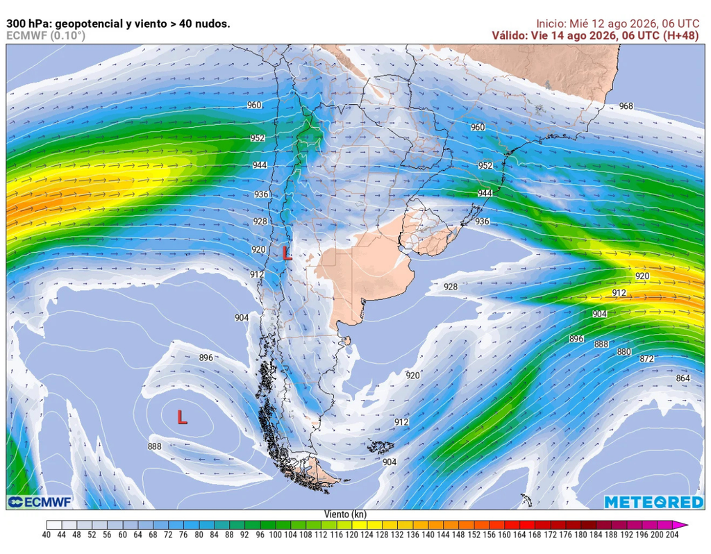 Una intensa corriente en chorro sobre la zona central de Chile, favoreciendo fuertes vientos en cordillera, con rachas de hasta 80 km/h entre Coquimbo, Valparaíso y la Región Metropolitana.