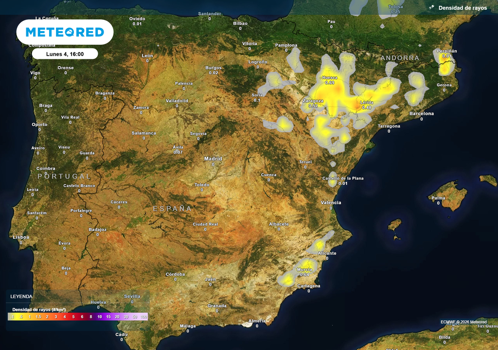 Las tormentas irán acompañadas de abundante aparato eléctrico en el extremo nordeste peninsular.
