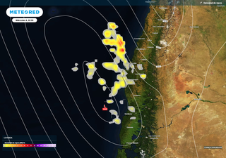 Tormentas regresan a la zona central esta semana: 8 regiones bajo advertencias por vientos y lluvia