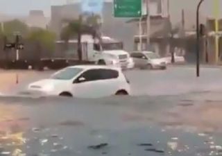 Temporali violenti nel nord dell'Argentina: i video