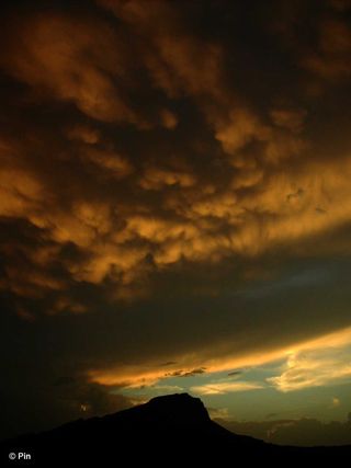Tormentas y Cabeza del Asno, convectiva combinación