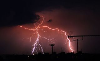 Tormentas y reacciones nucleares