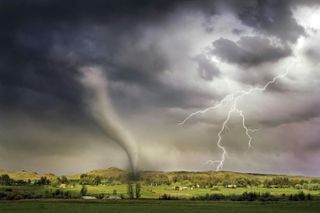 États-Unis : une tornade monstre dévaste l'Iowa ! Les images sont impressionnantes et les dégâts considérables ! 