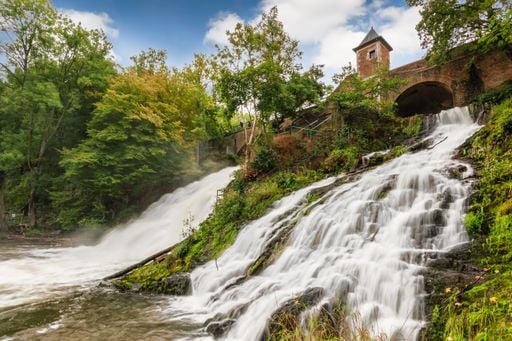 Tosende Wassermassen: Dieses Naturwunder in den Ardennen begeistert und erfrischt