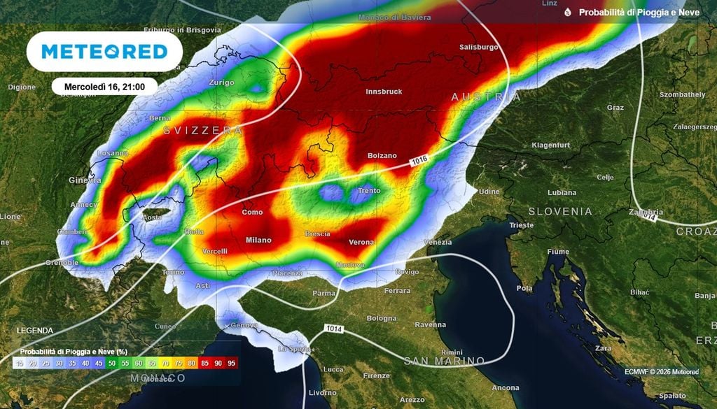 Instabilità in aumento mercoledì pomeriggio e sera al Nord, a partire dalle Alpi. Nella mappa, la probabilità di pioggia alle 21.
