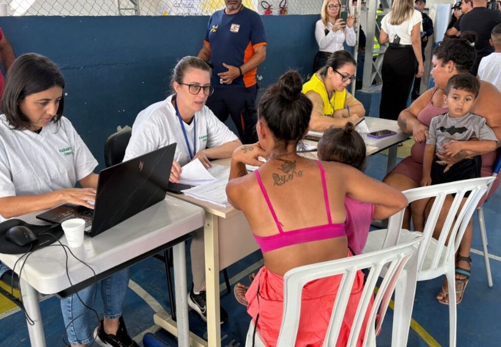 Registro simulado de familias afectadas en un albergue, con la participación activa de la población. Créditos: Reproducción/Jader Liberal/NSV TV. Registro simulado de familias afectadas en un albergue, con la participación activa de la población. Créditos: Reproducción/Jader Liberal/NSV TV.