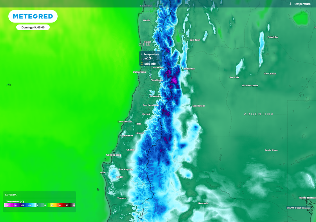 La madrugada del domingo estará marcada por bajas temperaturas en la zona central, un escenario que podría aumentar el riesgo de heladas en áreas agrícolas del interior.