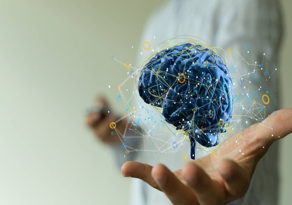 A abordagem intensiva do tratamento apresentou resultados semelhantes ao protocolo padrão, oferecendo uma alternativa mais rápida e potencialmente mais acessível para pessoas com depressão resistente ao tratamento.