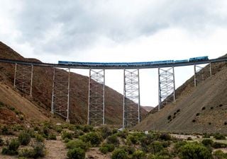 Tren a las Nubes: un recorrido por majestuosos paisajes a 4.200 metros de altura